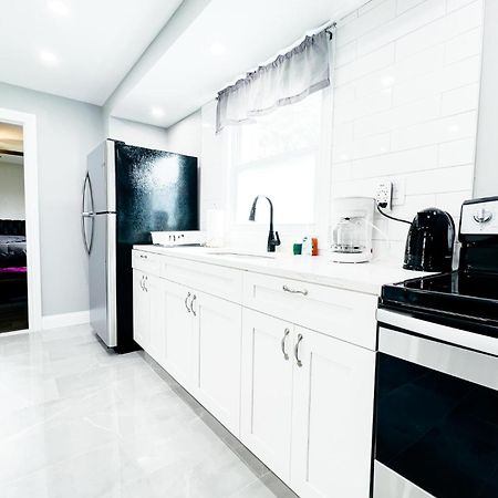 2 Homes, 1 Stay-7Br Niagara Falls Compound Exterior foto